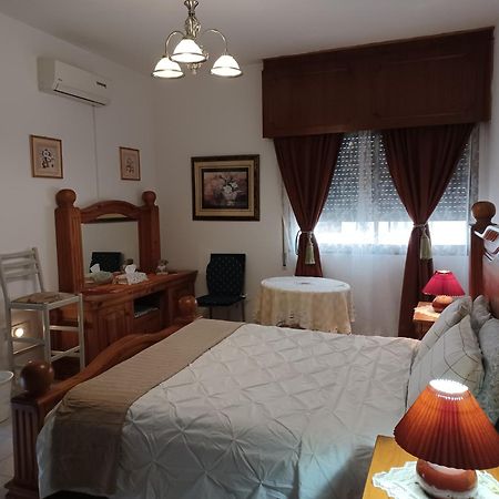 Shared Top 1St Floor Villa Лимасол Номер фото
