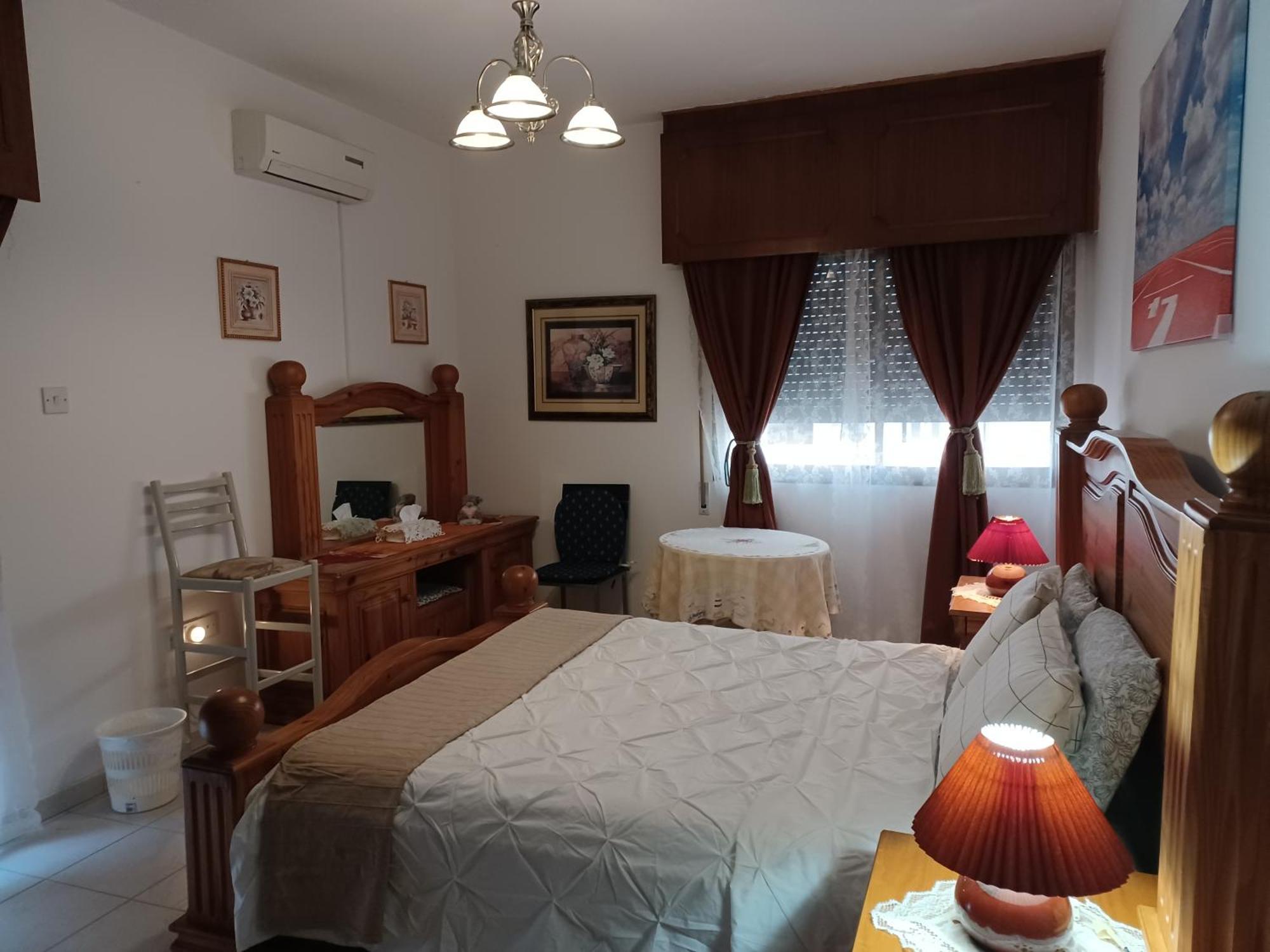 Shared Top 1St Floor Villa Лимасол Номер фото