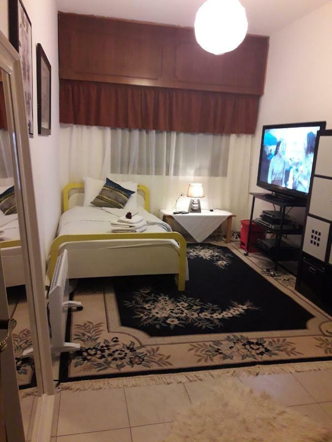 Shared Top 1St Floor Villa Лимасол Экстерьер фото
